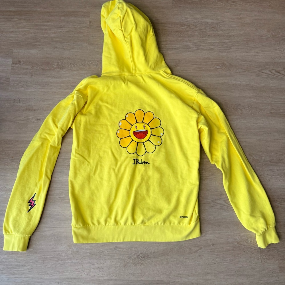 JBalvin x Takashi Murakami Yellow Sunflower Graphic Hoodie Mens size small -Auth